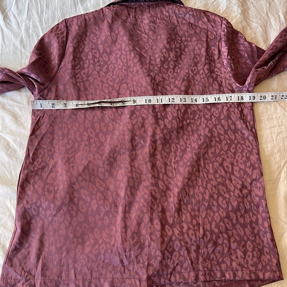 NWT BCBGMAXAZRIA Deco Rose Leopard Satin Top S - Picture 12 of 13